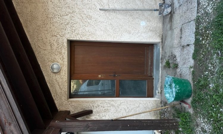 Porte existante extérieur